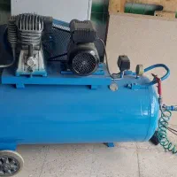 پمپ باد ۲۵۰لیتری مفید خوابیده