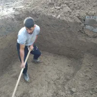 چاه سبتینگ بنایی سیمان کاری تخریب پی کنی حمل مصالح