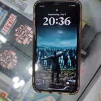 ایفون ۱۱ نرمال