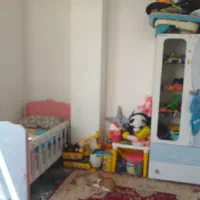 تخت خواب و کمد