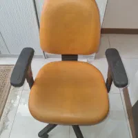 فروش یک عدد صندلی