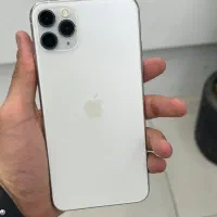 iphone 11 pro max  کاملا نو