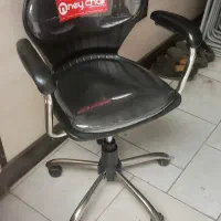 صندلی صدفی چرم و سلفون نو