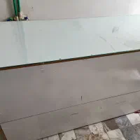 میز دکور مغازه ویترین