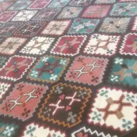 کنارفرش سورمه ای نو ۲متر۵۰عرض ۴مترطول