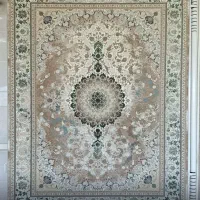 گلبرجسته &*فرش در انواع رنگ وسایز