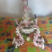 لوستر قدیمی و خاص