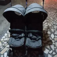 کالسکه دوقلو