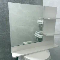 آیینه شلف دار سرویس بهداشتی
