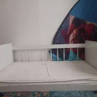 تخت بچگانه