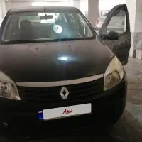 رنو ساندرو اتوماتیک