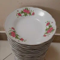 ۳۰ تا خورشت خوری قدیمی گل سرخی