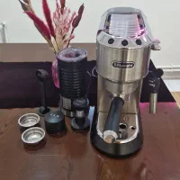 اسپرسو ساز دلونگی در حد نو