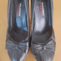 کفش سایز ۴۰