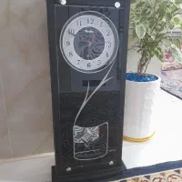 دیواری ساعت