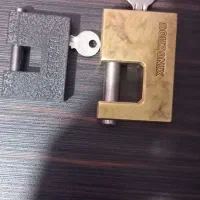 قفل کتابی