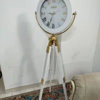 ساعت ایستاده زیبا