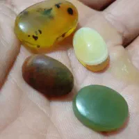 چهار عدد نگین ی تسبیح کهنه کهنه