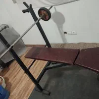 میز و هالتر و دمبل و وزنه بدنسازی