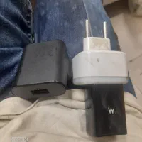 ۲ عدد شارژر اصل موتورولا و سامسونگ