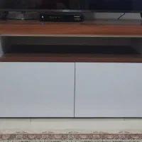 میز تلوزیون در حد نو
