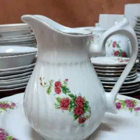 ظرف و ظروف آشپزخانه