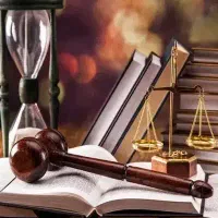 وکیل پایه یک دادگستری