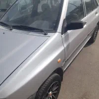 پرایدنقره ای