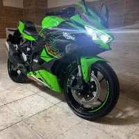 کاوازاکی نینجا چهار سیلندر