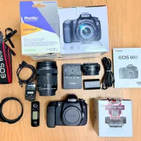 Canon 60D دوربین به همراه ۲ لنز حرفه‌ای