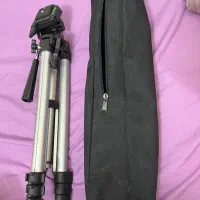 سه پایه دوربین اصلی