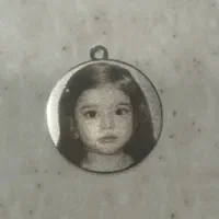 حک با دستگاه فایبر  و پلاک منزل و چلنیوم