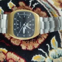 لوازم بفروش می رسد