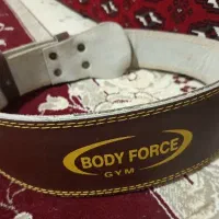 کمر بند بدنسازی طبی