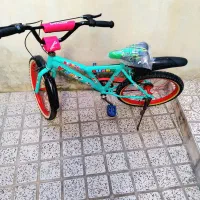 دوچرخه سایز ۲۰ و ۱۶ با لوازم نو