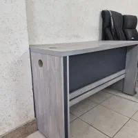 میز تحریر و نقشه کشی