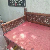 تخت چوبی بسیار زیبا ،
