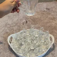 تعدادی ظرف ب دلیل خونه تکونی در فردیس کرج