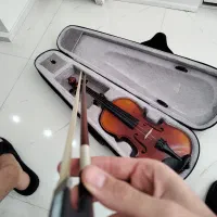 ویولن|ویولن|هشتگرد, فاز ۳ مهستان|دیوار