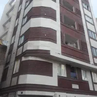 دوخوابه غرق نور