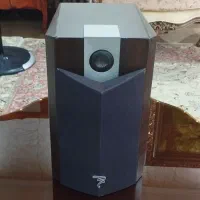 بوکشلف فرانسوی فوکال Focal Chorus 705 V