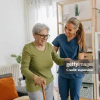 پرستاری از سالمند خانم شبانه روزی