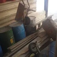 خریدوفروش واجاره تخته وبشکه ونردبان وبنای ساختمان