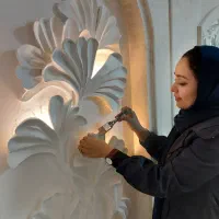 طراح و مجری پوشش ها و المان های دکوراتیو