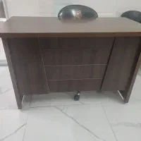 میز منشی در حد نو ۶ تومان