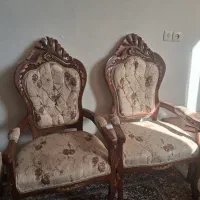 دودست مبل همراه یک زیر تلویزیونی ۱۶ تومان