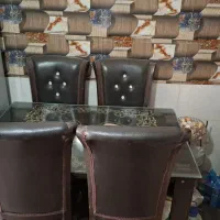 میز ناهار خوری ۴ نفر تخفیف میدم