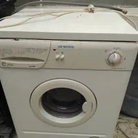 لباسشویی سالم ارج
