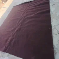 موکت قهوه‌ای نوفروشی