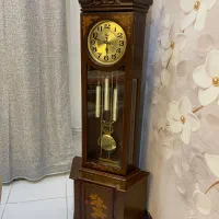 تزیینی و ساعت